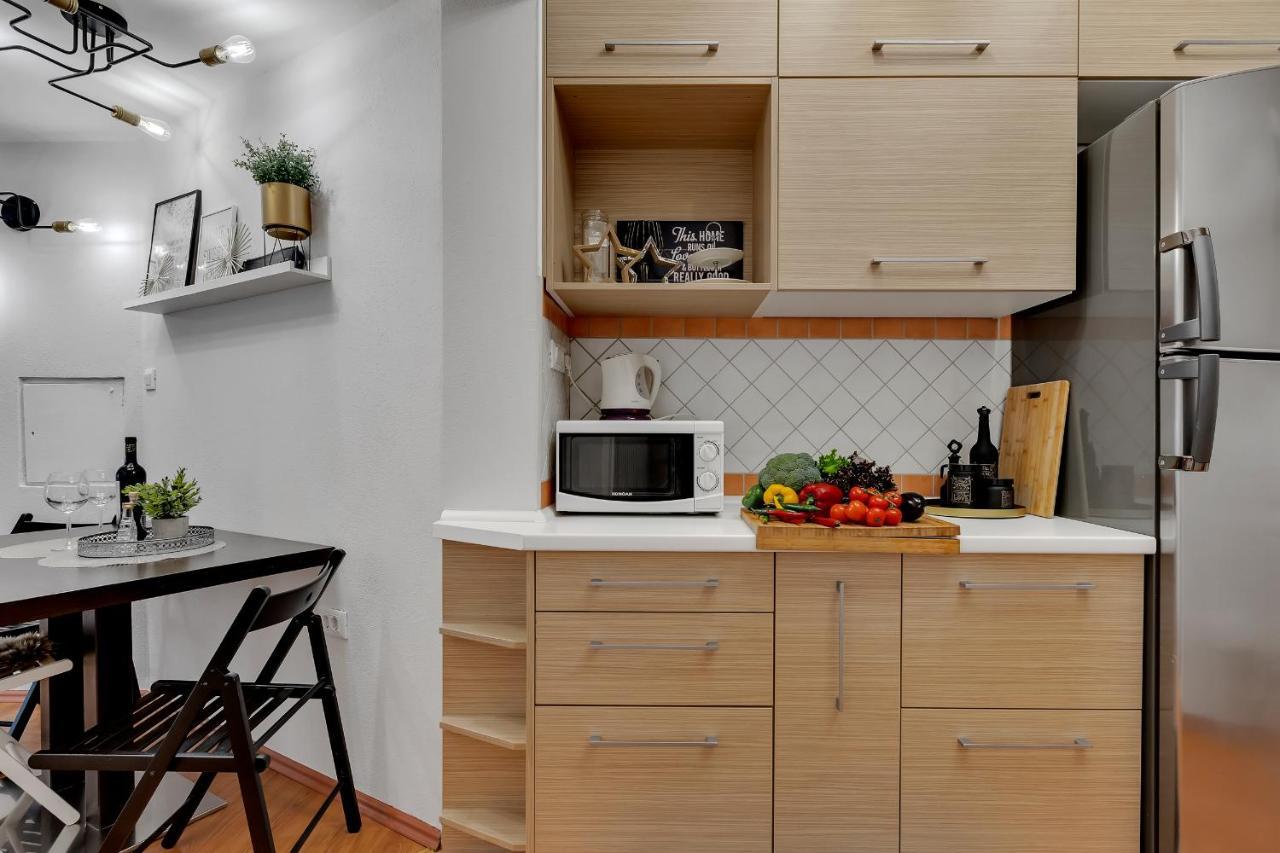 Apartment Mucrum Makarska Exterior foto